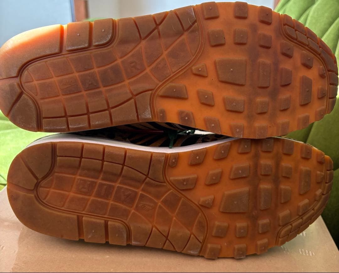 ナイキ　エアマックス1 デラックス　アニマルパック