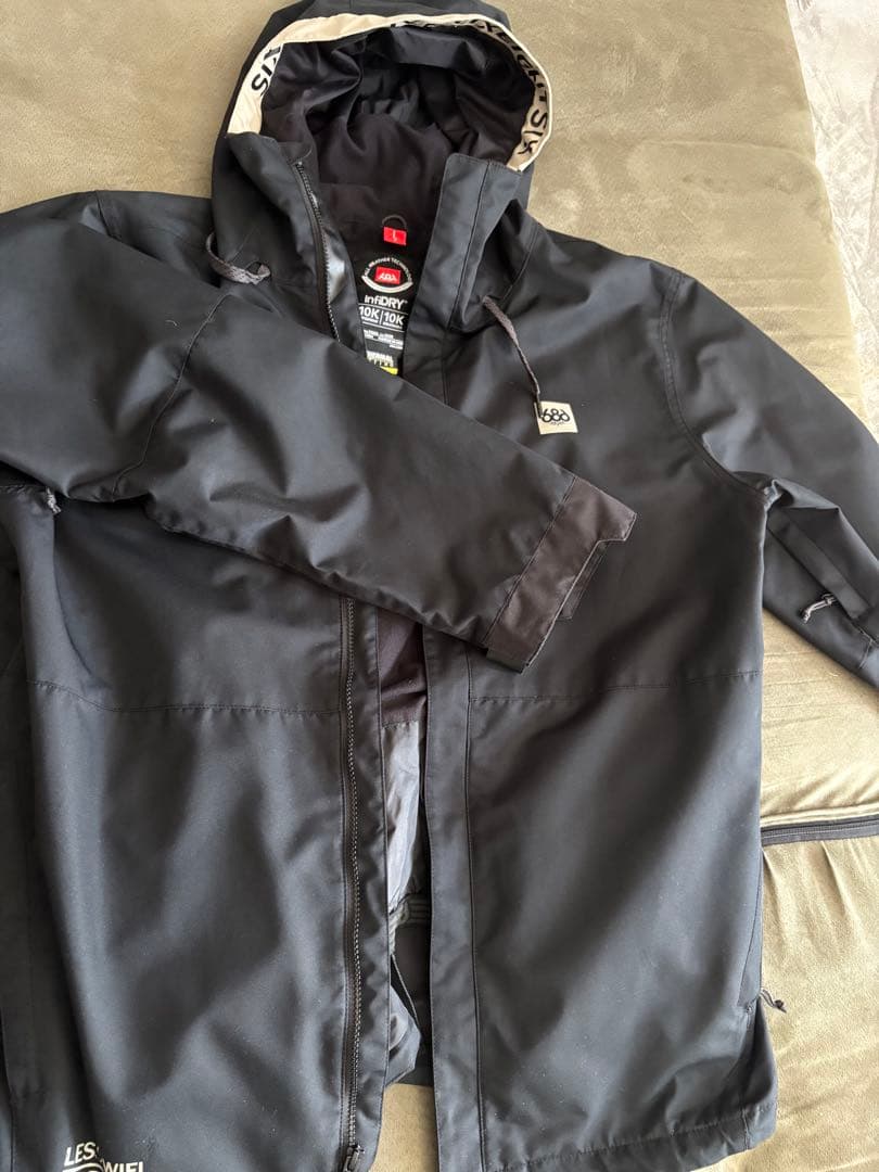 686 スノーボードジャケット Lサイズ