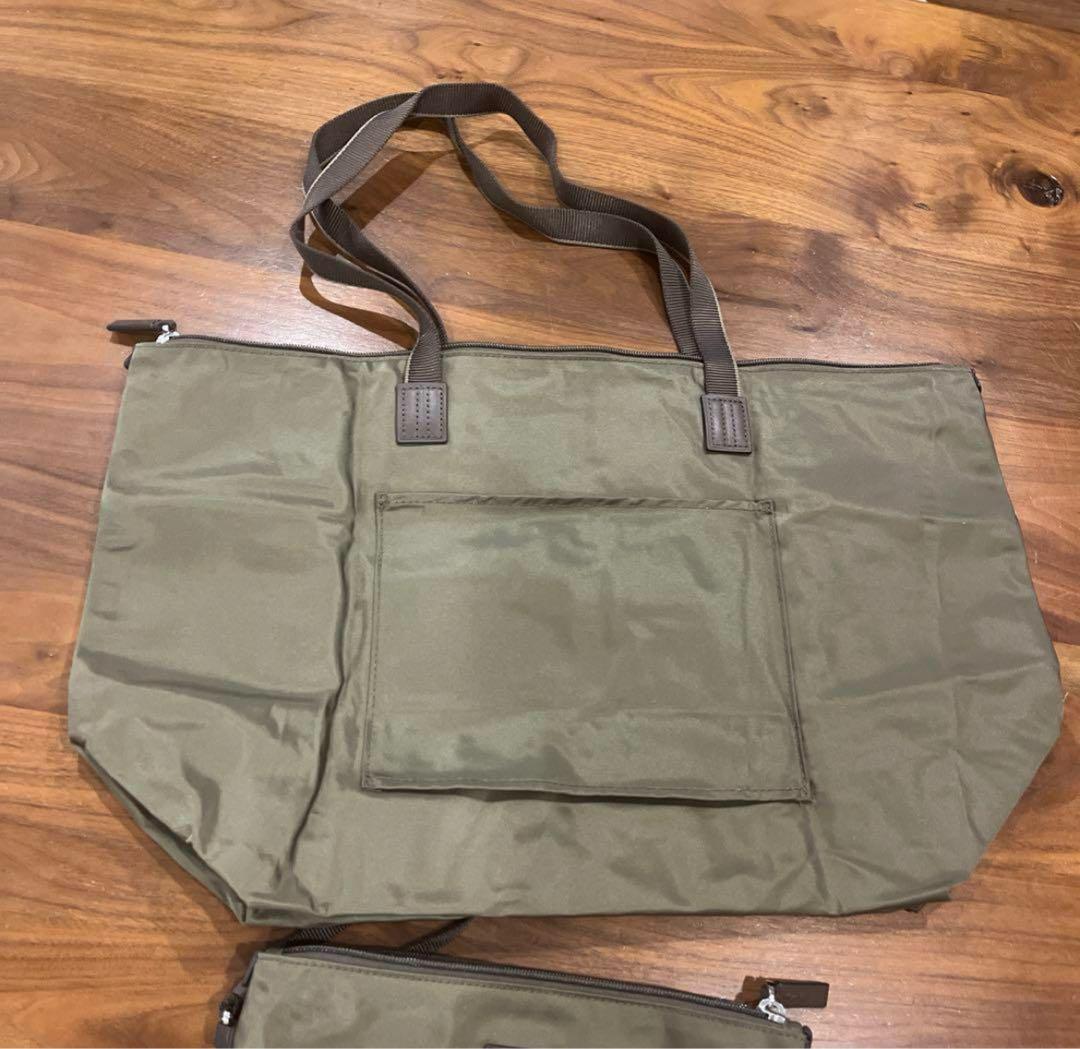 トゥミ　TUMI ジャストインケーストラベルバッグカーキJAL限定販売品