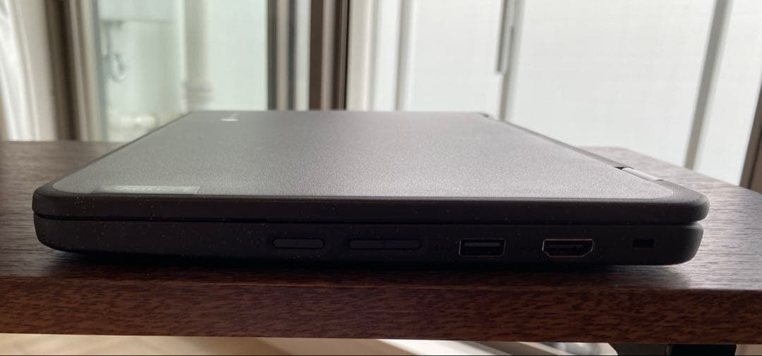 Lenovo 300e Chromebook Gen 3 グレー