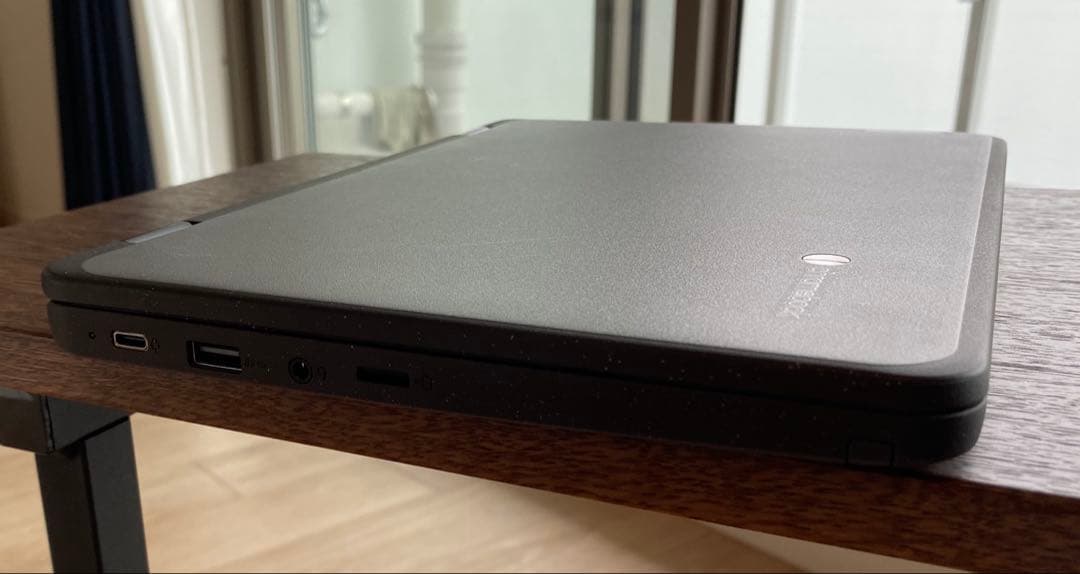 Lenovo 300e Chromebook Gen 3 グレー