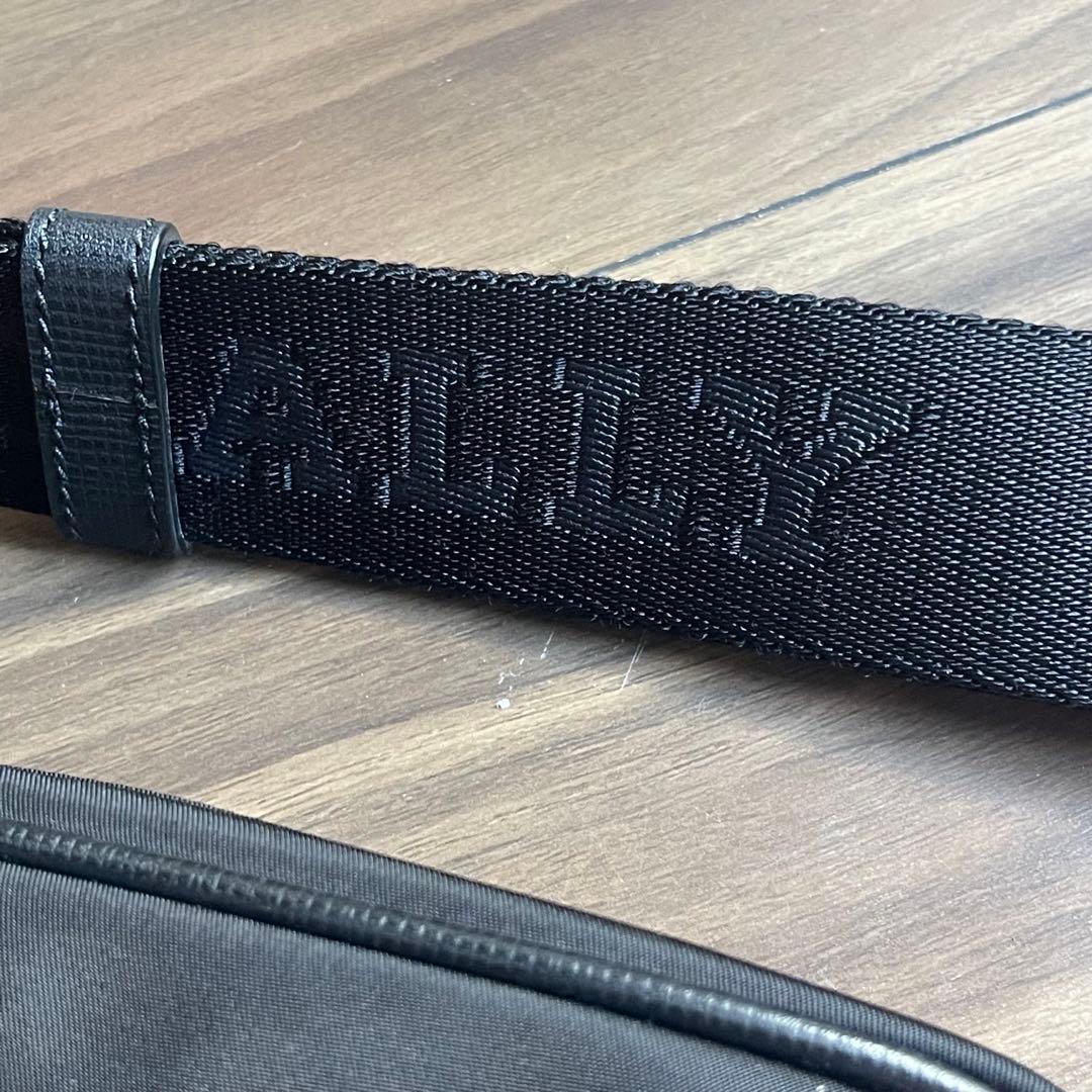 即購入OK! 新作　バリー　BALLY 黒 ナイロン ショルダーバッグ