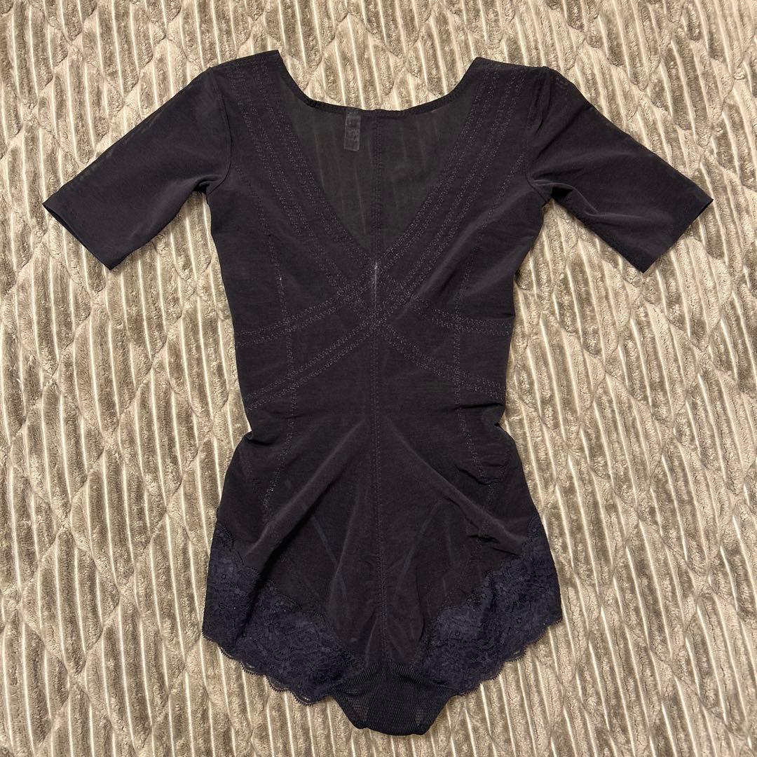 【LALA】グラントイーワンズ 袖付ボディースーツ 75M 補正下着