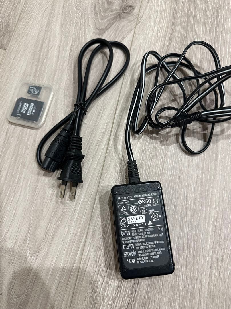 SONY HDR-CX675 ビデオカメラ 本体　SDカード付き(64GB)