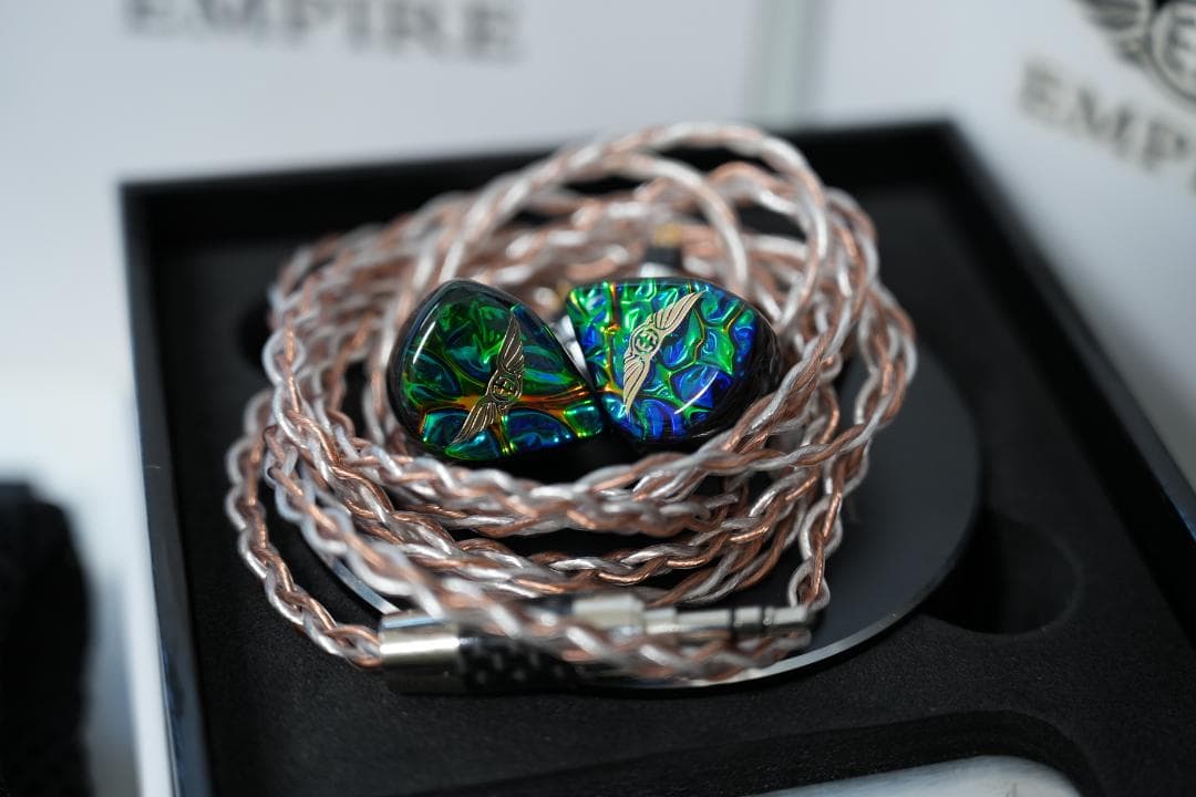 イヤホン Empire Ears VALKYRIE MkII