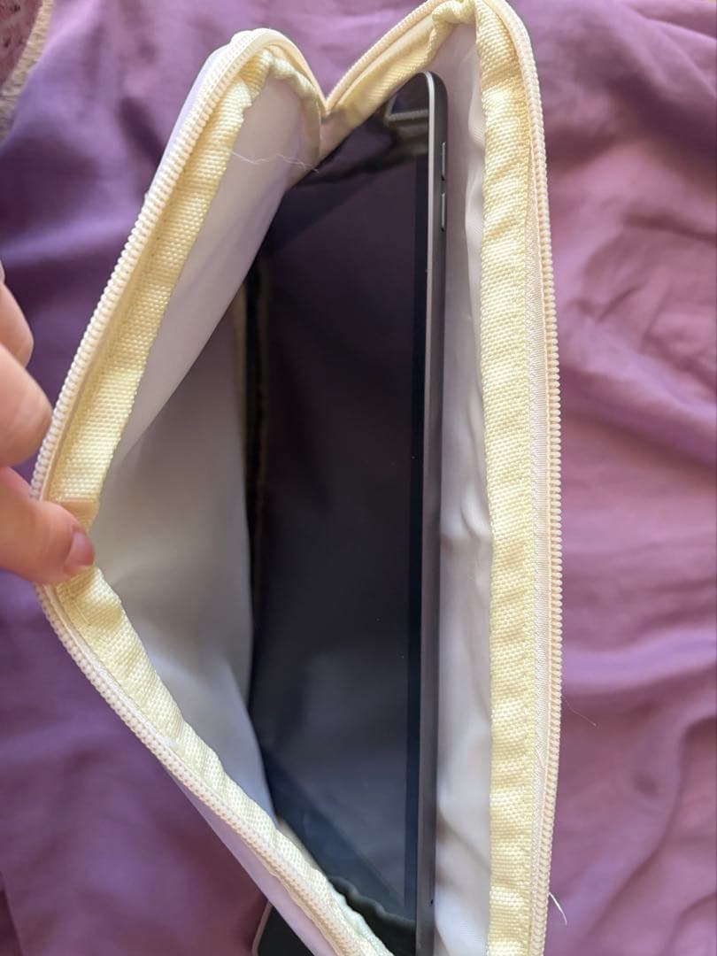 iPhone 15 plus 海外版