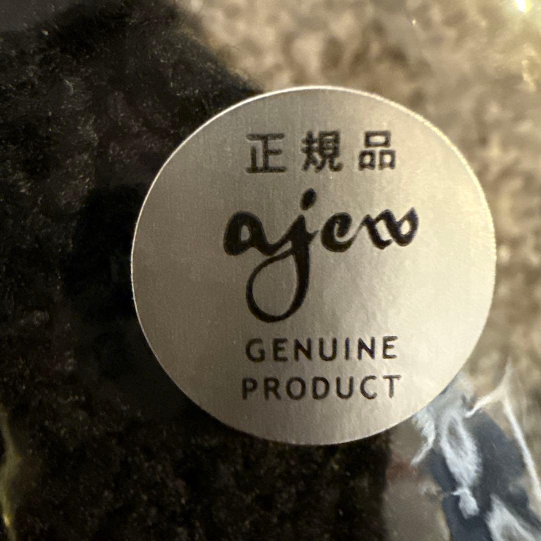 ajew ハート型　iPhone16Pro ケース