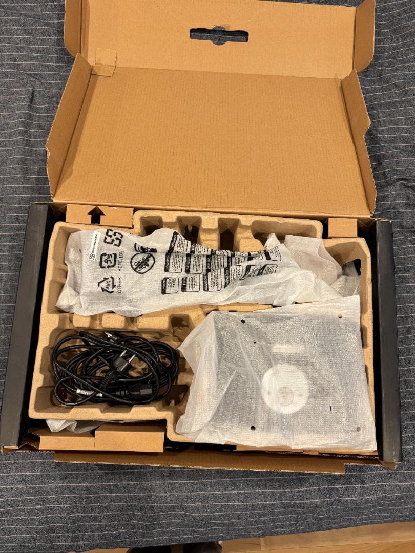 新品・未使用 Dell U2520D モニター 本体