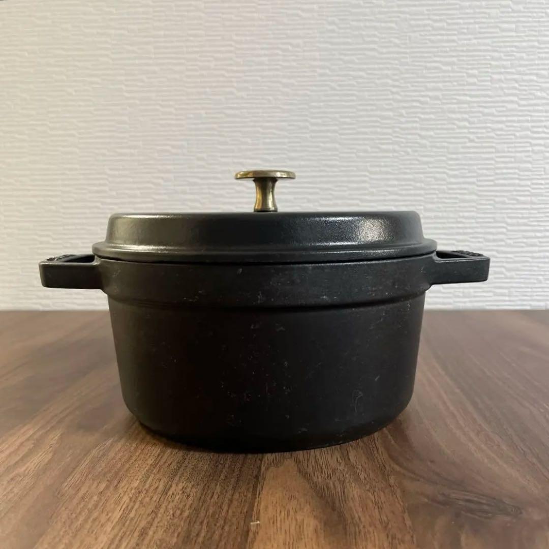 ストウブ ピコ・ココット ラウンド 20cm ブラック 鋳物ホーロー鍋