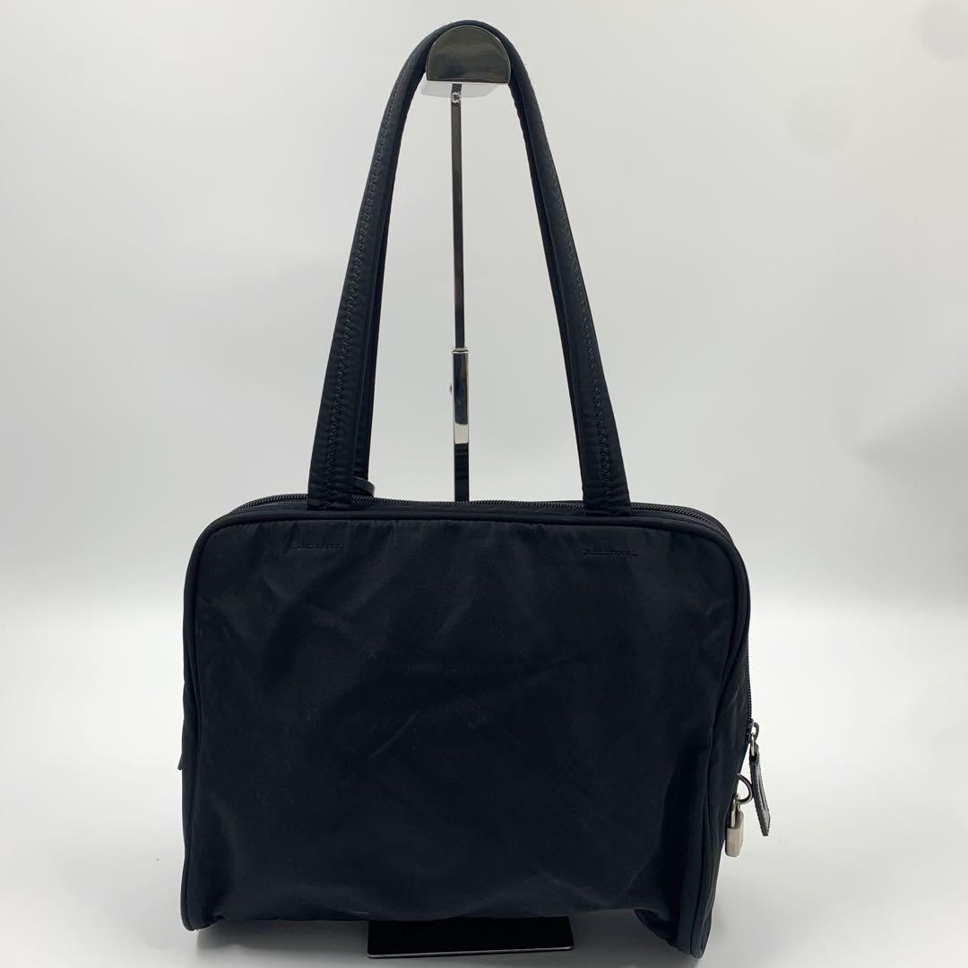 プラダ トートバッグ 三角ロゴ 南京錠 ナイロン ブラック