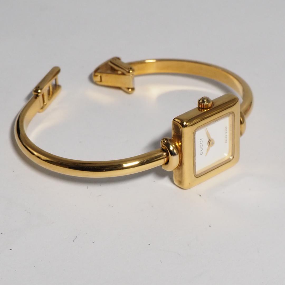 美品 グッチ GUCCI 1900 スクエア バングルウォッチ 腕時計 H517