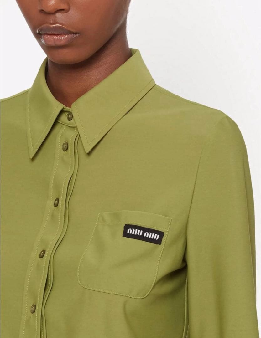 miumiu ミュウミュウ ロゴ クロップド丈 シャツ ブラウス