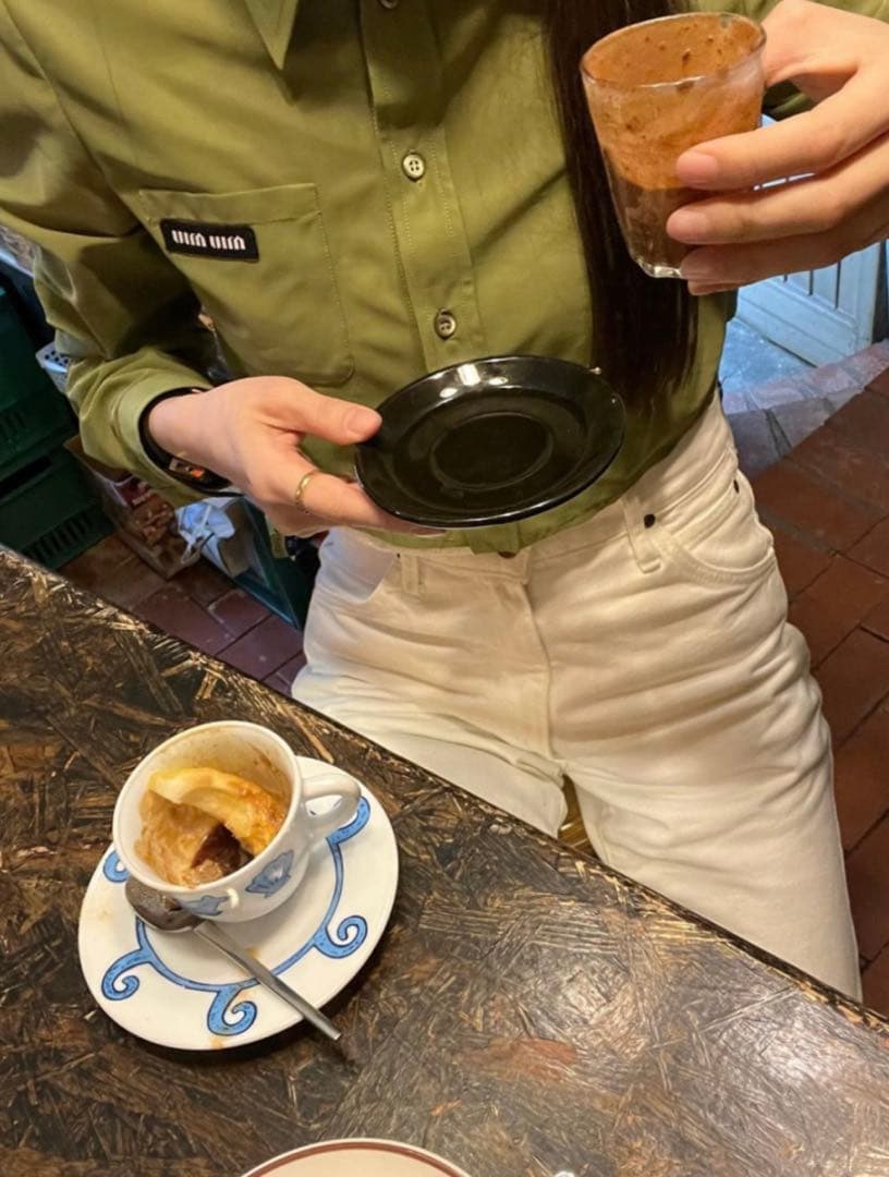 miumiu ミュウミュウ ロゴ クロップド丈 シャツ ブラウス