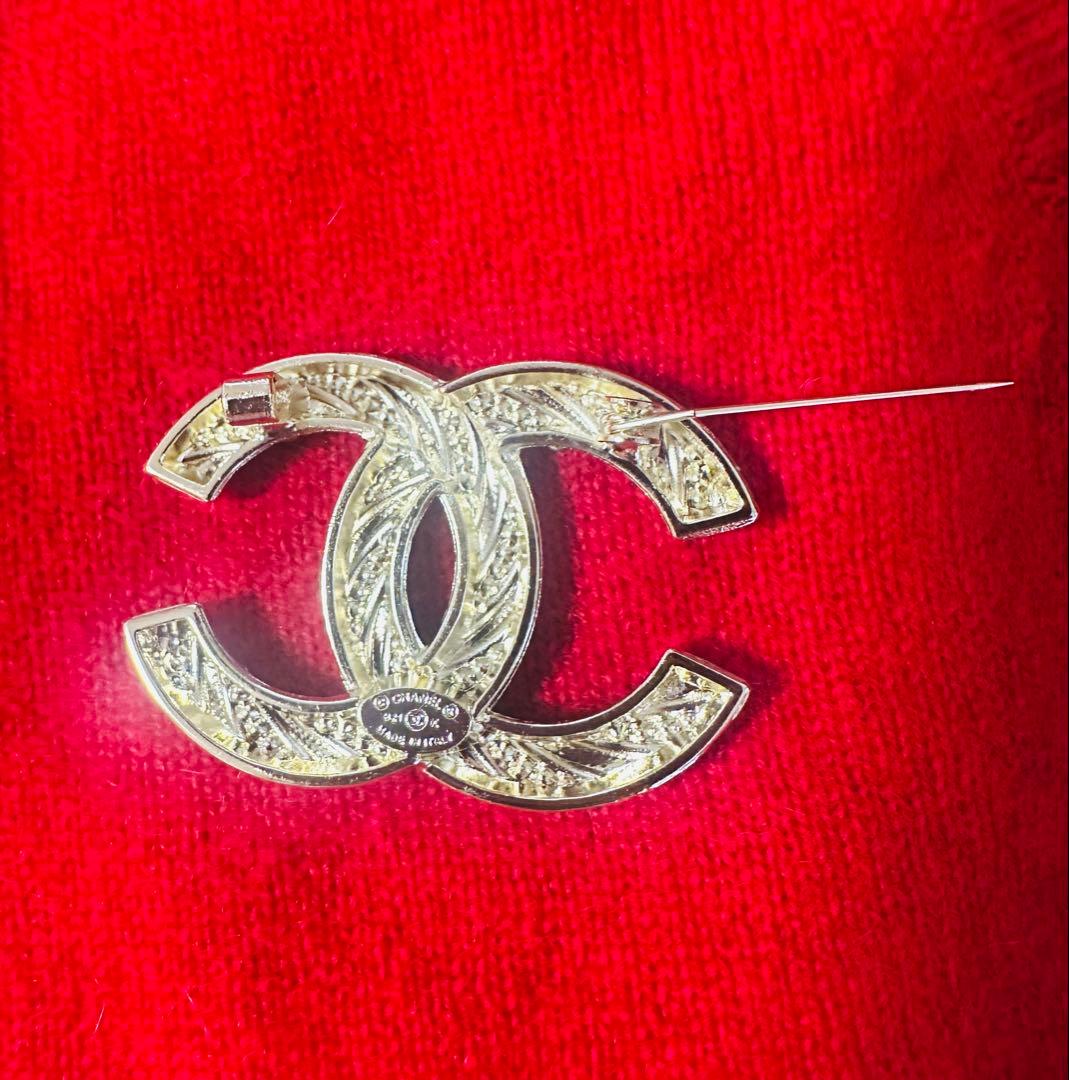 CHANEL CCロゴ ストーン付きブローチ→値引きしました！