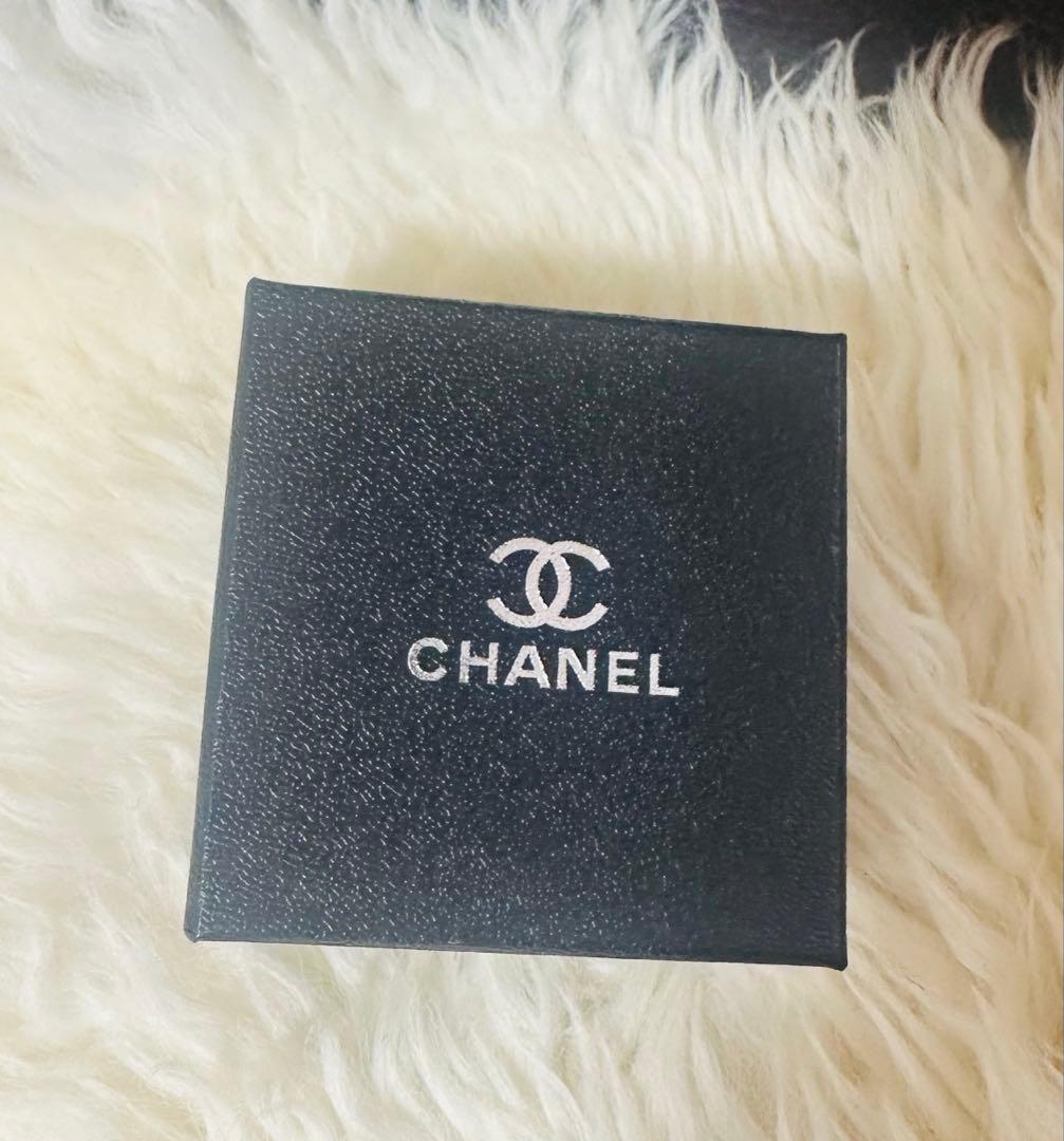 CHANEL CCロゴ ストーン付きブローチ→値引きしました！