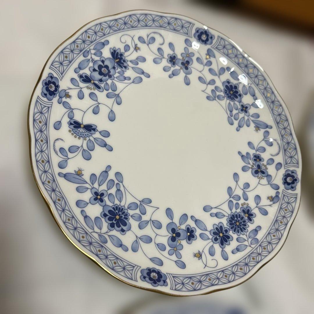 ナルミ　ミラノ食器14点セット　プレート　カップ&ソーサー　まとめ売り