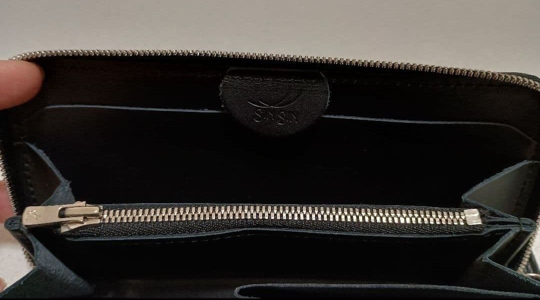 り*つ様 SIN SIN　新進工房　ブラック　長財布　ロシアンカーフ