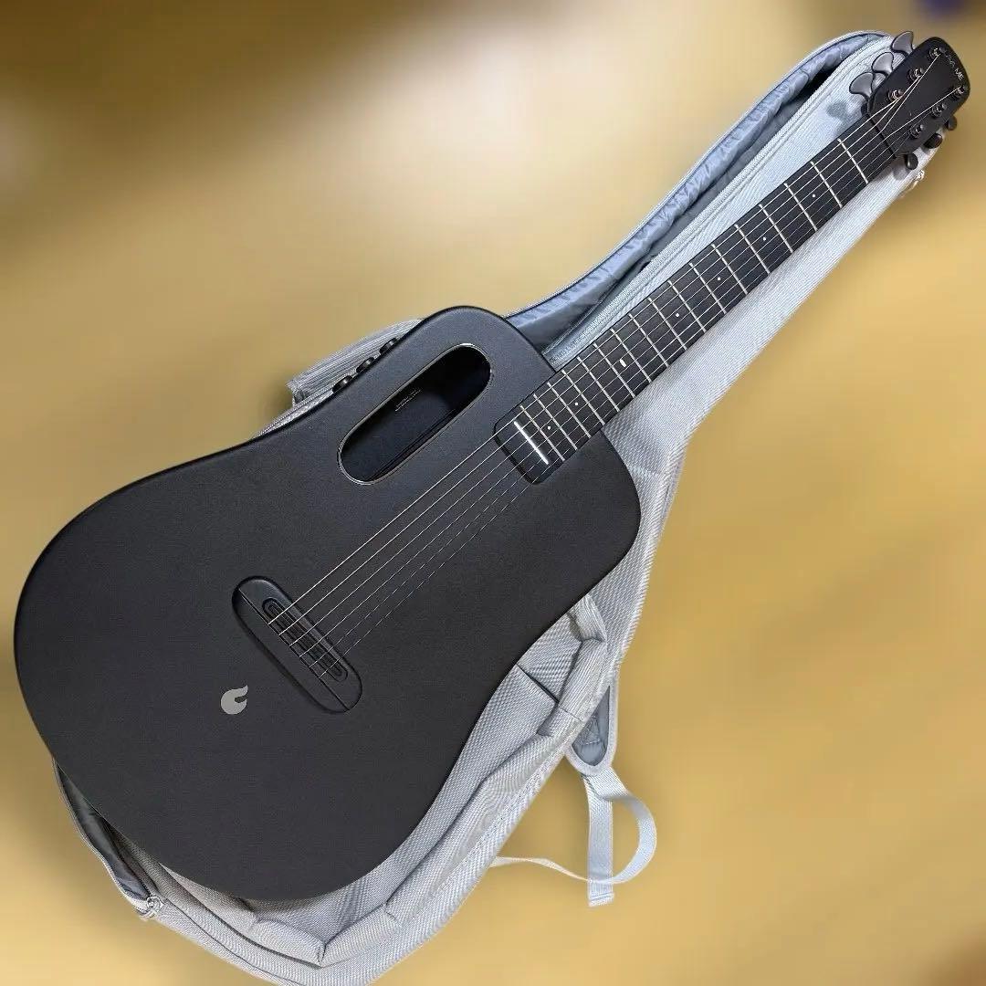 【美品】LAVA ME 2 FreeBoostブラック カーボンギター エレアコ