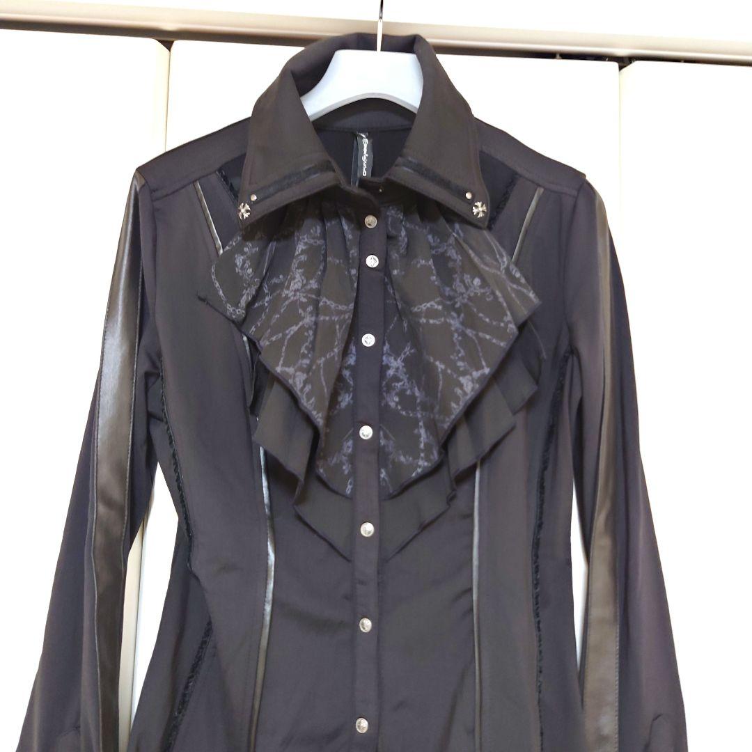 OzzOn OzzCroce ゴシック フィッシュテールブラウス