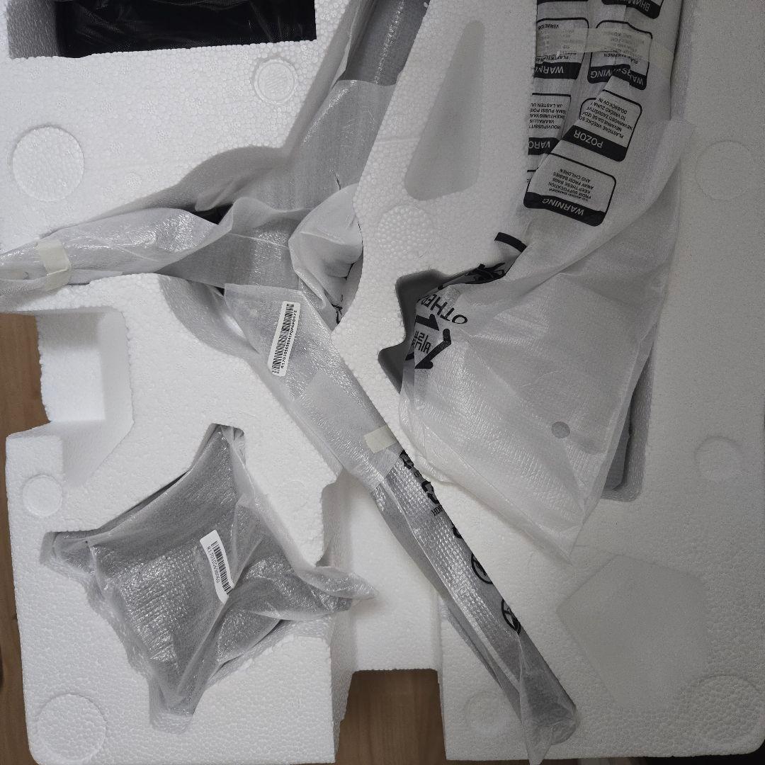 ROG swift PG27AQDM 240hz oledゲーミングモニター