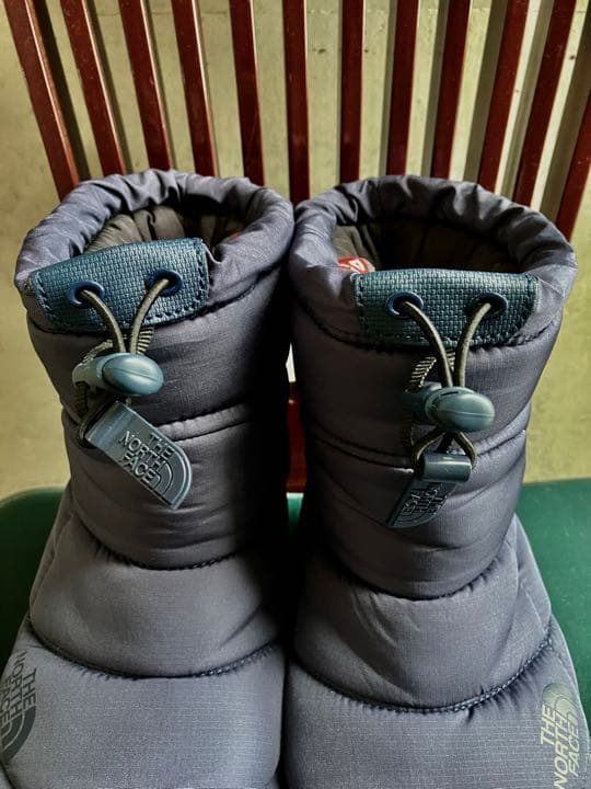 THE NORTH FACE  ヌプシブーツ　紺色　23㎝