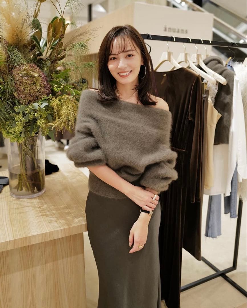 anuans ラクーンフォックスオフショルニットプルオーバー