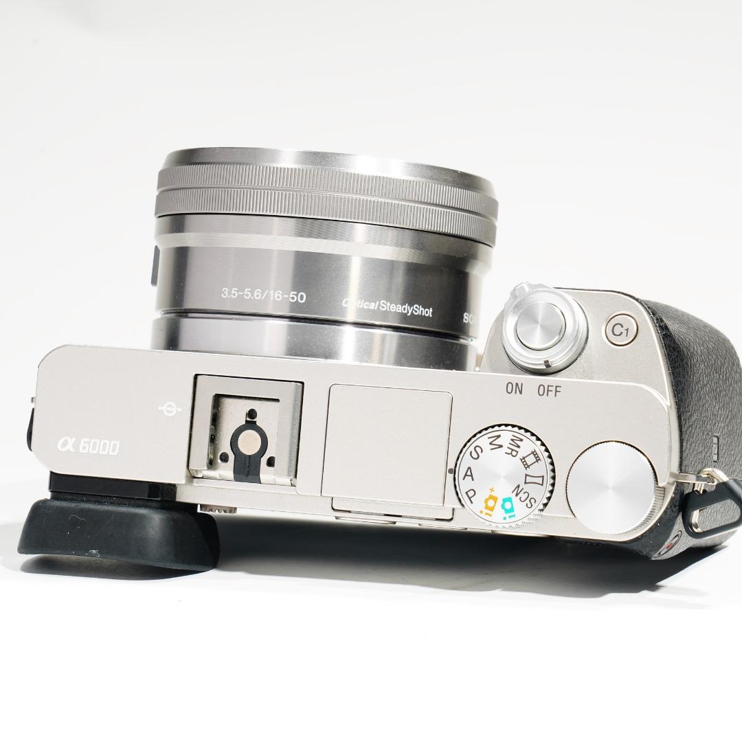 極美品 真・α6000 SONY ミラーレス ILCE-6000Y ダブルズーム