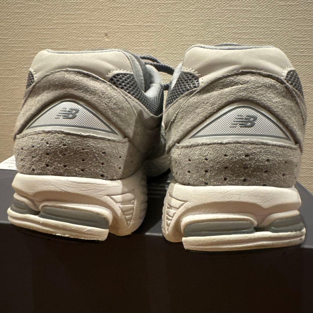 【早いもの勝ち！】New Balance 2002r グレー