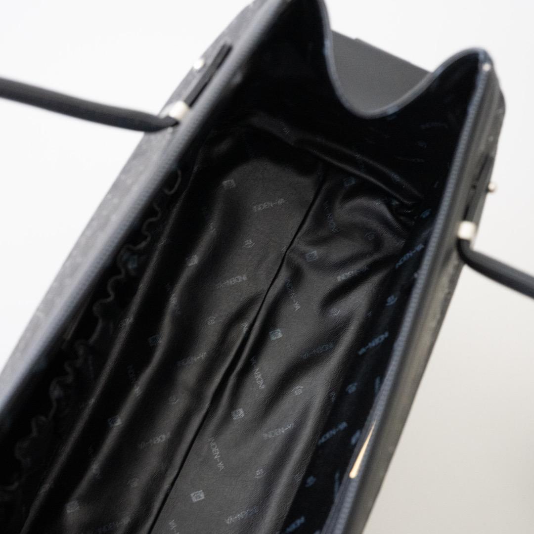 リ*ィ様 印傳屋 INDENYA ハンドバッグ 唐草模様