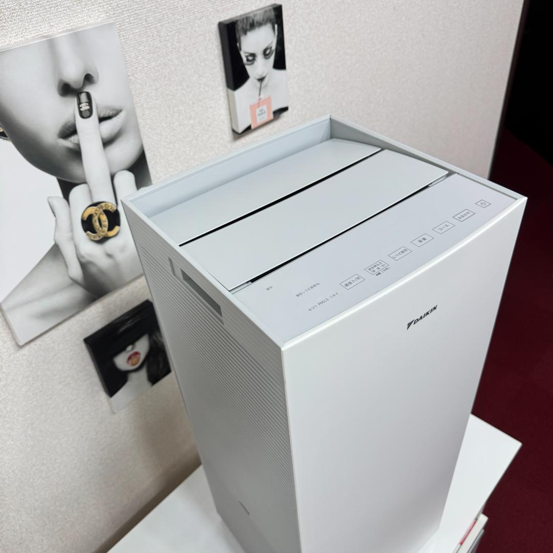 東京23区送料無料　超美品ダイキン空気清浄機/加湿機能付き　洗浄/除菌済み
