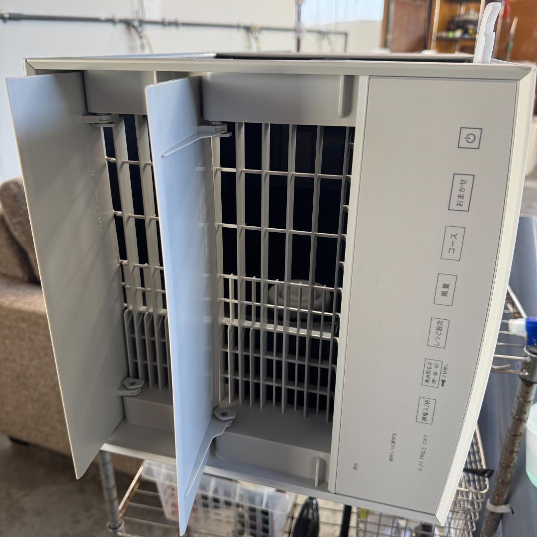 東京23区送料無料　超美品ダイキン空気清浄機/加湿機能付き　洗浄/除菌済み