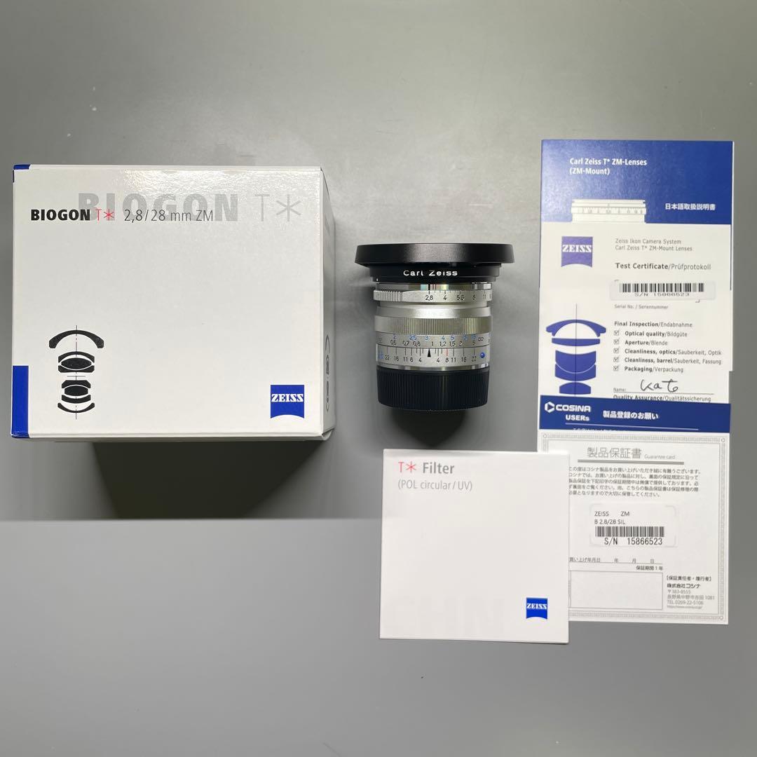 Carl Zeiss Biogon T* 2.8/28mm フード&フィルタ付き