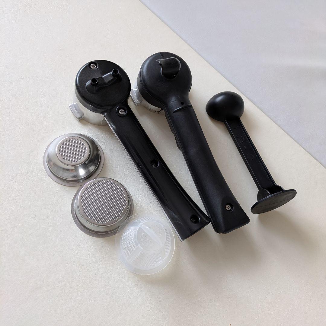 デロンギ delonghi エスプレッソマシン メーカー コーヒー カプチーノ白