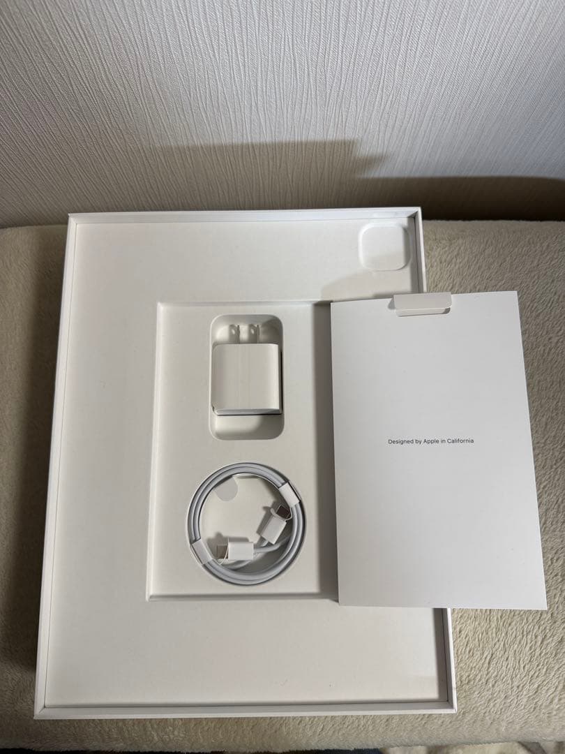 【美品】iPad Pro 12.9 第5世代 256GB セルラー M1