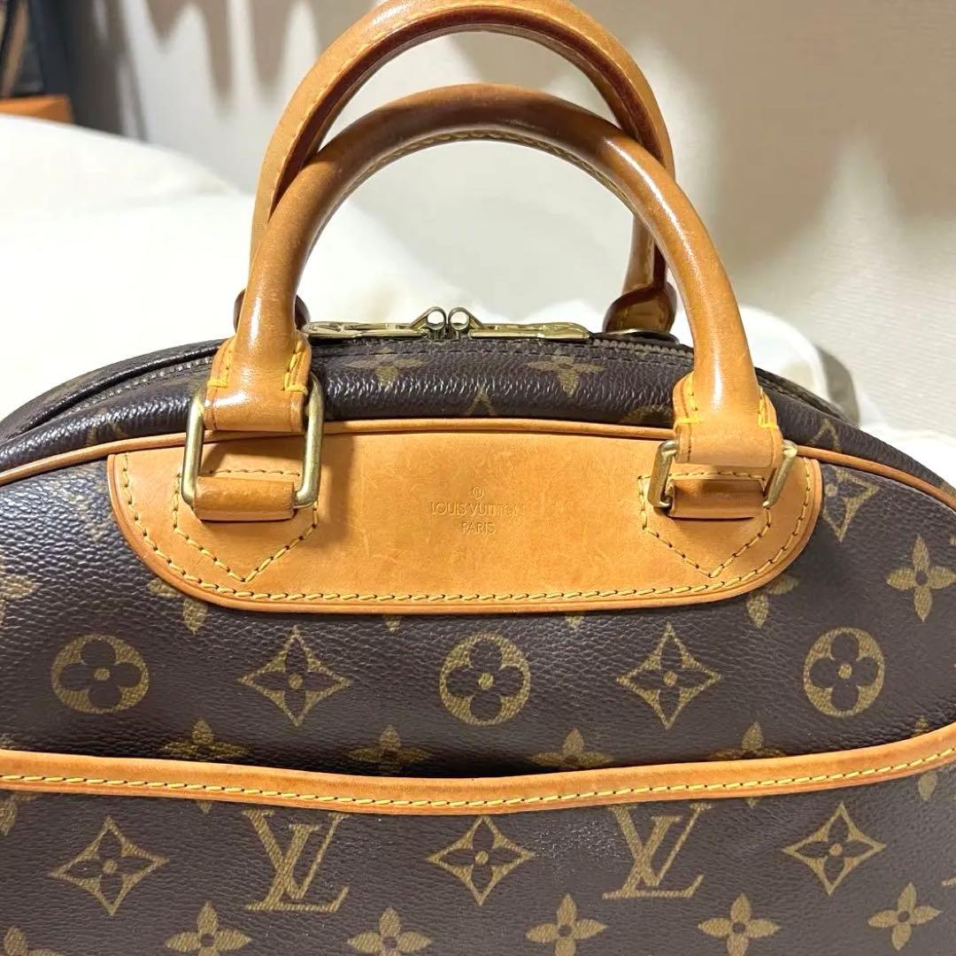 ルイヴィトン トゥルーヴィル　M42228 モノグラム