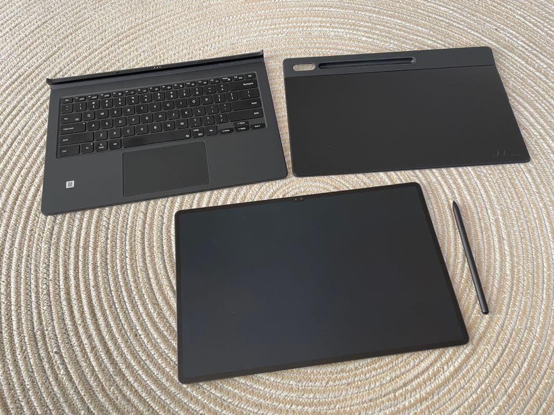 D*t様 純正キーボード付 Galaxy Tab S8 Ultra 512GB