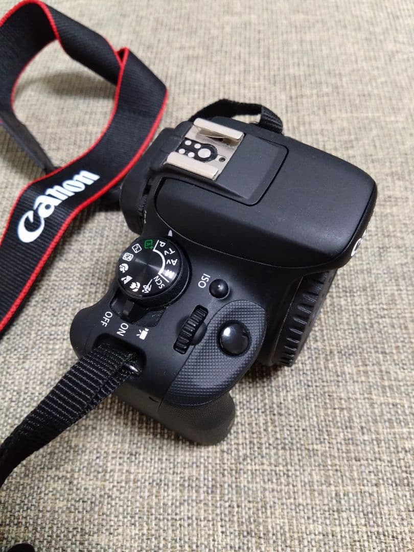 【AB評価】　Canon EOS Kiss X7 本体＋バッテリー・充電器