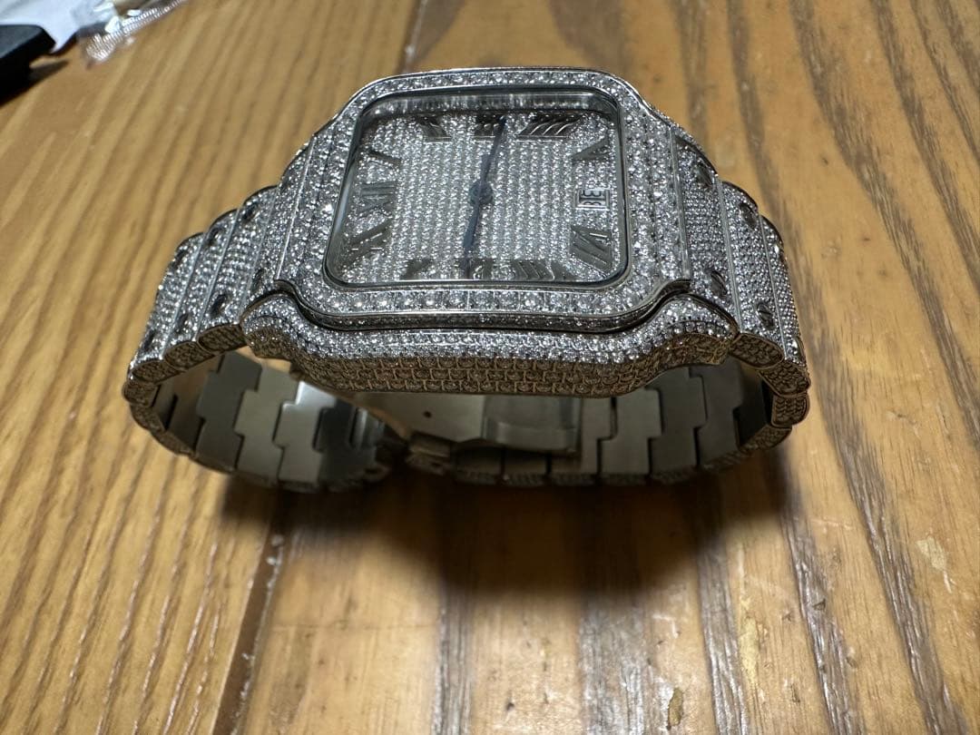 iced out watch モアサナイト　時計