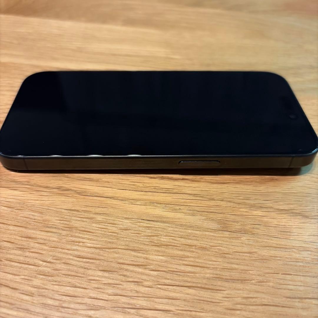 Apple iPhone15pro 256GB ブラックチタニウム SIMフリー