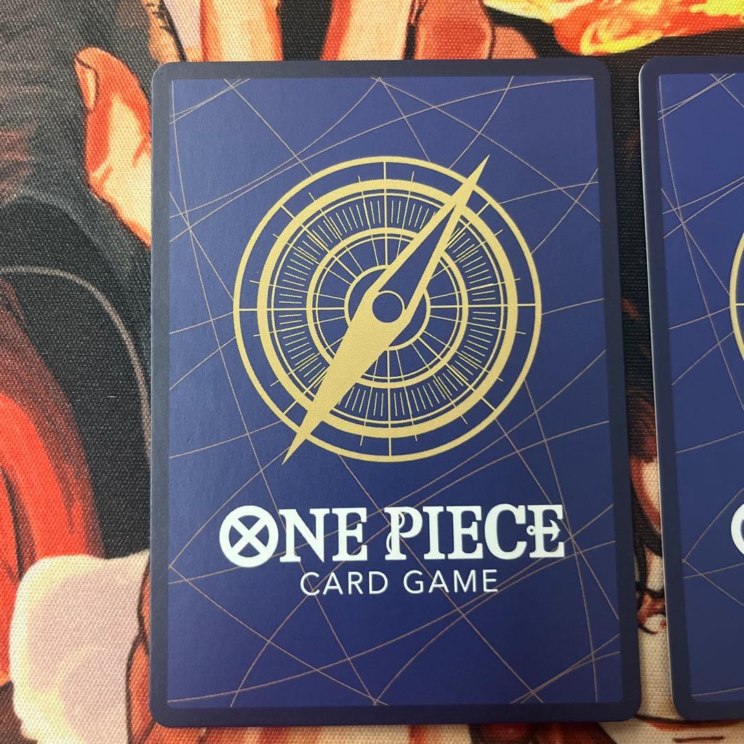 ワンピースカード　美品　ナミ R パラレル OP01-016 ロマンスドーン