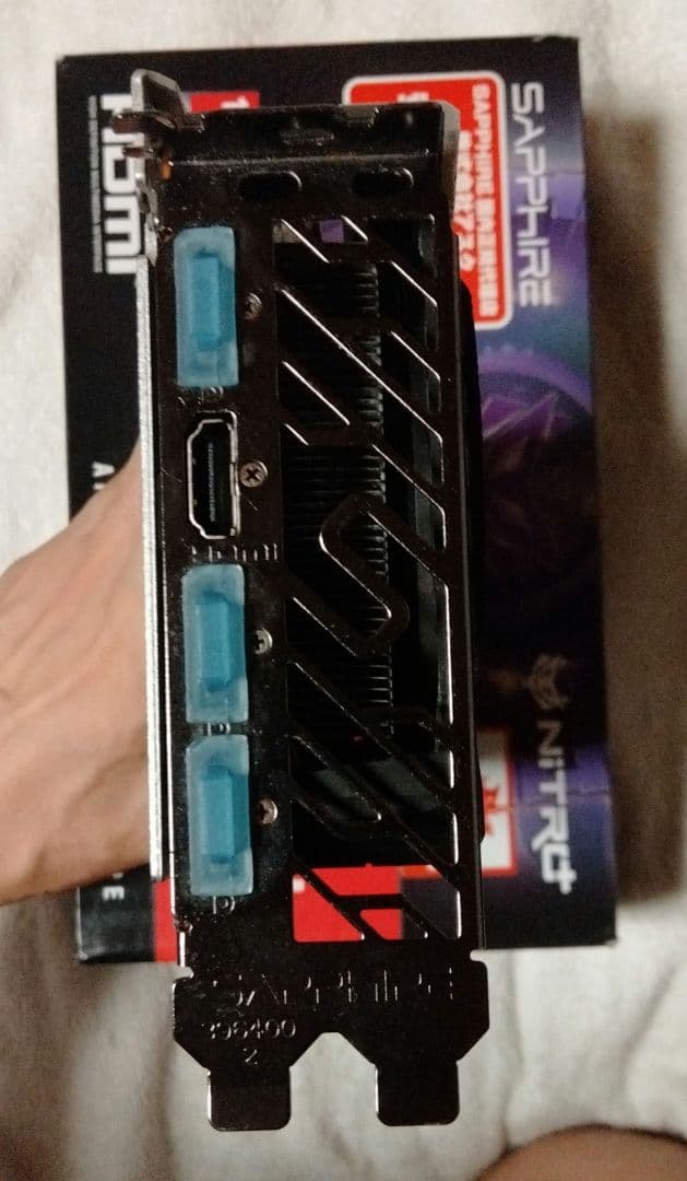 Sapphire AMD Radeon Nitro RX 6600XT ジャンク