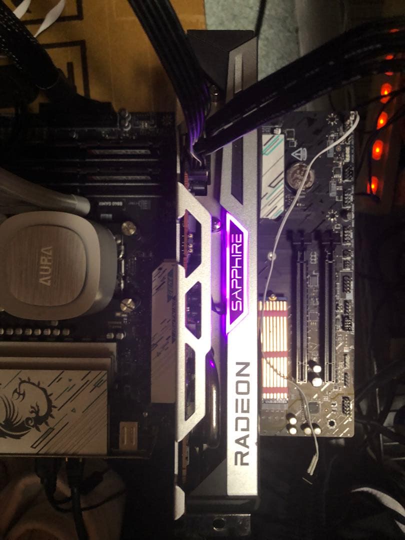 Sapphire AMD Radeon Nitro RX 6600XT ジャンク