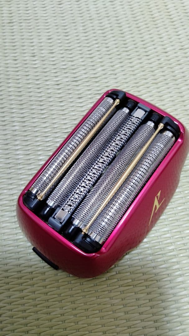 ☆Panasonic・ラムダッシュ赤　5枚刃・替刃交換済・ES-CLV5B-R☆