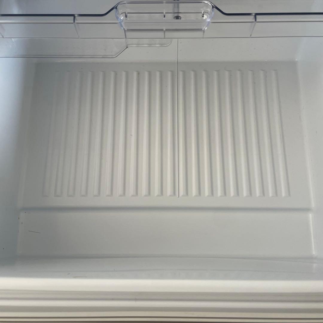 シャープ SHARP ノンフロン冷凍冷蔵庫 SJ-PW37K-W 2024年製