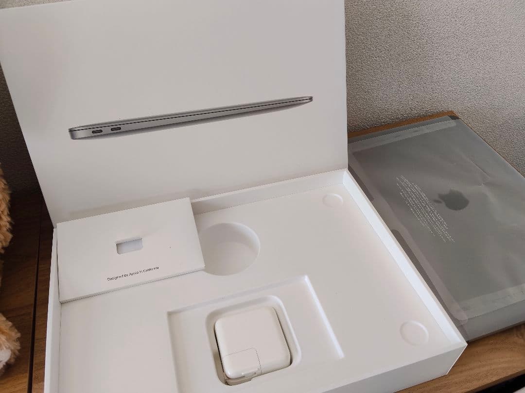 Apple MacBook Air 13インチ スペースグレイ