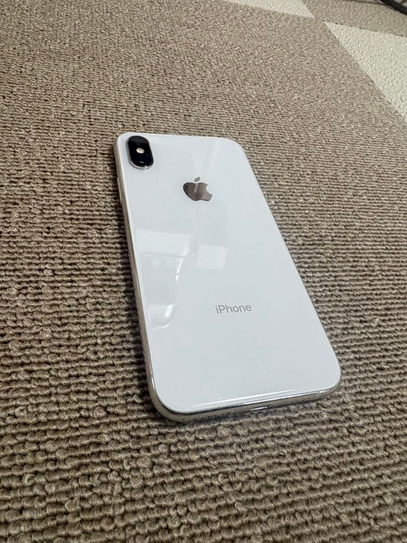 Apple iPhone XS シルバー 256GB 本体