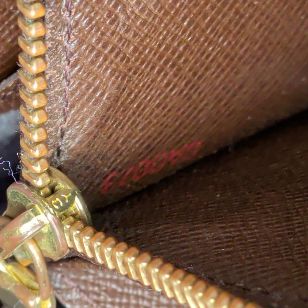 ルイヴィトン　長財布　ダミエ　N61734　ポルトフォイユサラ　二つ折り