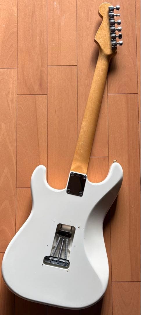 Tokai トーカイ 1982？ ストラトキャスター ジャンク扱い