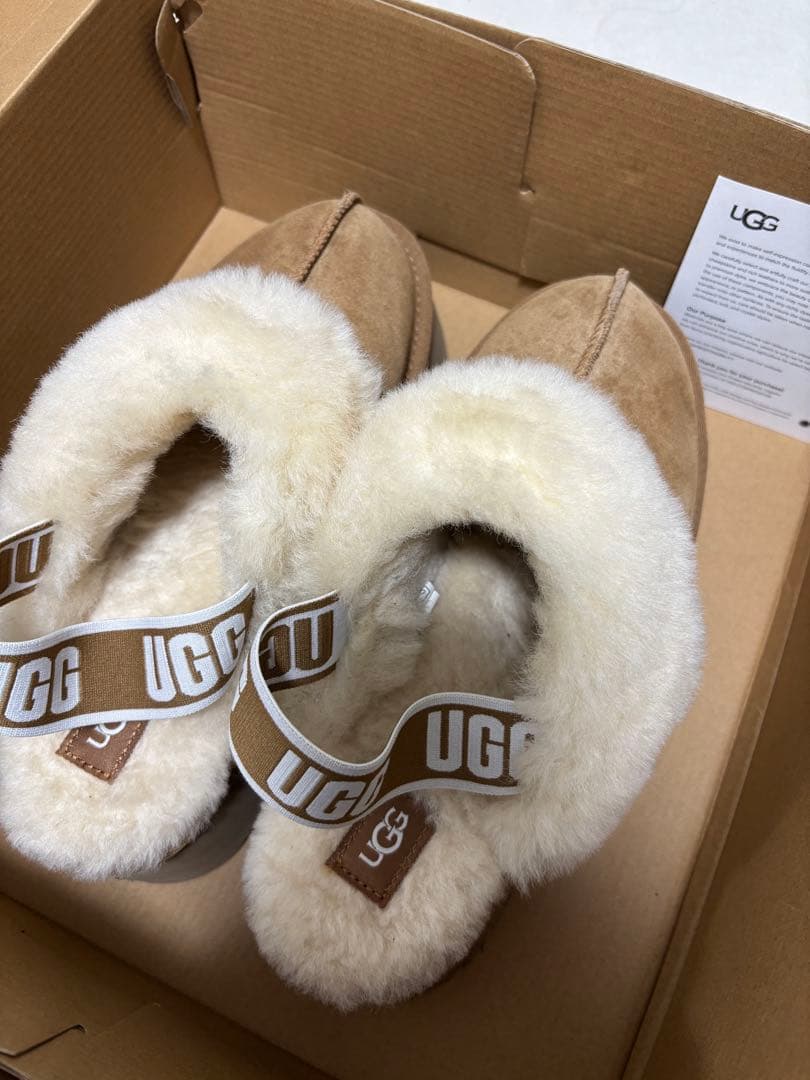 【2月中旬頃までの出品】UGGファンケット