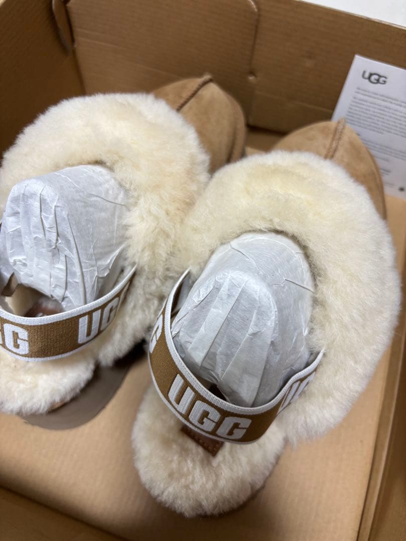 【2月中旬頃までの出品】UGGファンケット